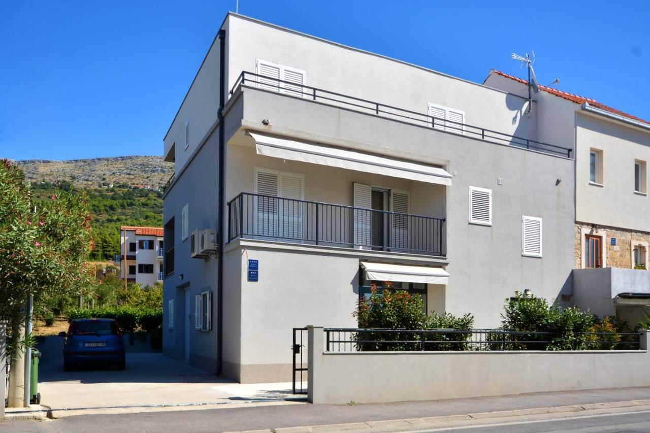 Seas The Day Apartments Podstrana Kültér fotó