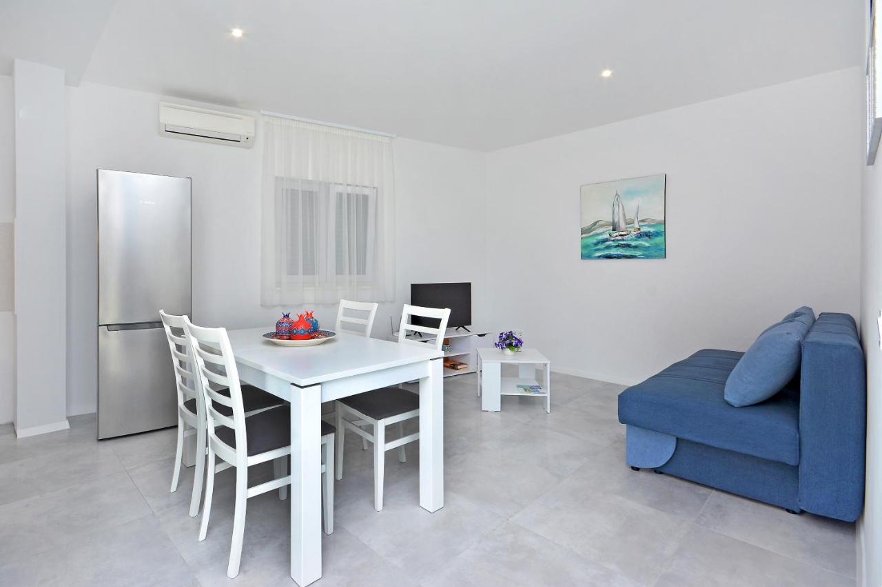Seas The Day Apartments Podstrana Kültér fotó