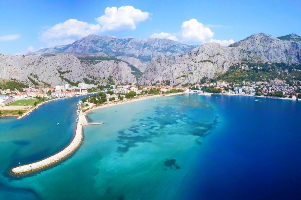 Seas The Day Apartments Podstrana Kültér fotó